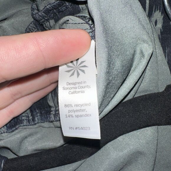 Athleta Women’s Ikat Crossback Tapered Jumpsuit Geometric Size 0 - Picture 5 of 5